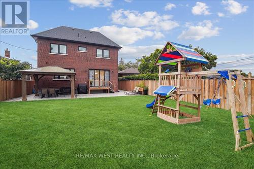 281 La Rose Avenue, Toronto (Willowridge-Martingrove-Richview), ON - Outdoor