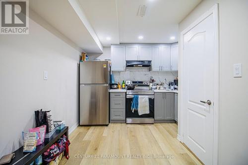 40 Jemima Road S, Brampton (Northwest Brampton), ON - Indoor Photo Showing Kitchen