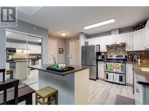 250 Dougall Road N Unit# 408, Kelowna, BC - Indoor Photo Showing Kitchen With Stainless Steel Kitchen