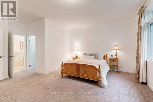 35 Landscapes Trail, Hamilton, ON - Indoor Photo Showing Bedroom