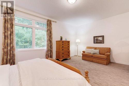 35 Landscapes Trail, Hamilton, ON - Indoor Photo Showing Bedroom