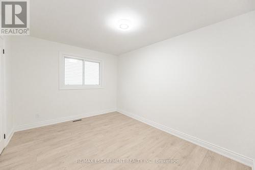 3045 Portage Road, Niagara Falls, ON - Indoor Photo Showing Other Room