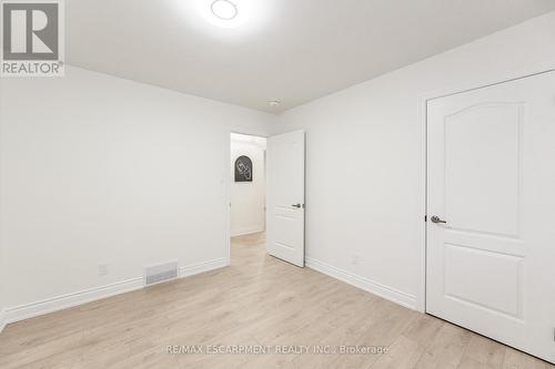 3045 Portage Road, Niagara Falls (Church'S Lane), ON - Indoor Photo Showing Other Room