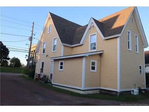 38 York St, Sackville, NB 