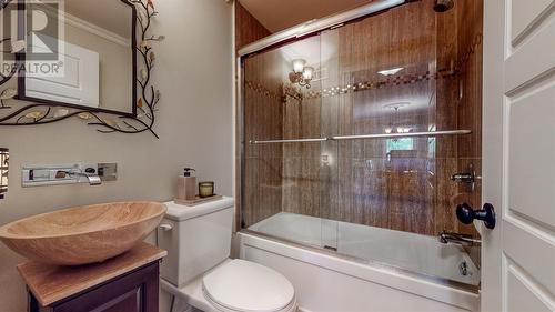 114 Quidi Vidi Road, St. John'S, NL - Indoor Photo Showing Bathroom