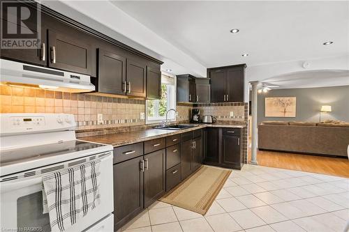 124 Main Street, Lion'S Head, ON - Indoor Photo Showing Kitchen