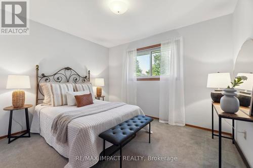 305 Poplar Street, Oshawa (Donevan), ON - Indoor Photo Showing Bedroom