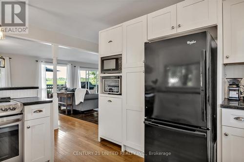 1169 Roger Place, Smith-Ennismore-Lakefield, ON - Indoor Photo Showing Kitchen