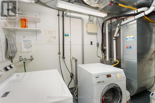 29 Chaplin Crescent, Toronto (Yonge-Eglinton), ON - Indoor Photo Showing Laundry Room