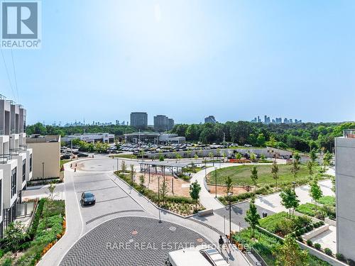 425 - 30 Inn On The Park Drive, Toronto (Banbury-Don Mills), ON - Outdoor With View