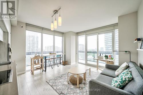 1911 - 8 Eglinton Avenue E, Toronto (Mount Pleasant West), ON - Indoor Photo Showing Living Room