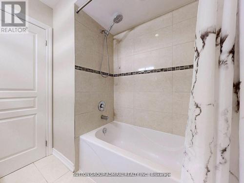 1265 Mary-Lou Street, Innisfil (Alcona), ON - Indoor Photo Showing Bathroom