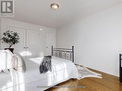 1265 Mary-Lou Street, Innisfil (Alcona), ON - Indoor Photo Showing Bedroom