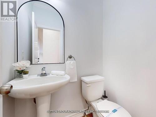 1265 Mary-Lou Street, Innisfil (Alcona), ON - Indoor Photo Showing Bathroom