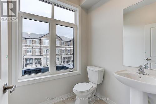 27 Floyd Ford Way, Markham, ON - Indoor Photo Showing Bathroom