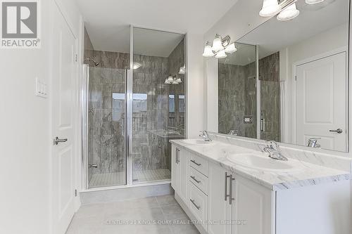 27 Floyd Ford Way, Markham, ON - Indoor Photo Showing Bathroom