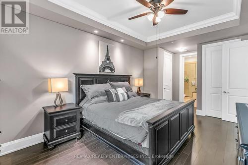 107 - 9909 Pine Valley Drive, Vaughan (Vellore Village), ON - Indoor Photo Showing Bedroom