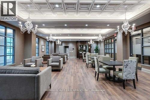 107 - 9909 Pine Valley Drive, Vaughan (Vellore Village), ON - Indoor Photo Showing Dining Room