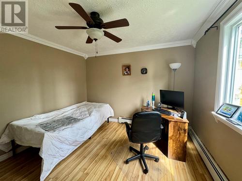 32 Uplands Road, Conception Bay South, NL - Indoor Photo Showing Bedroom