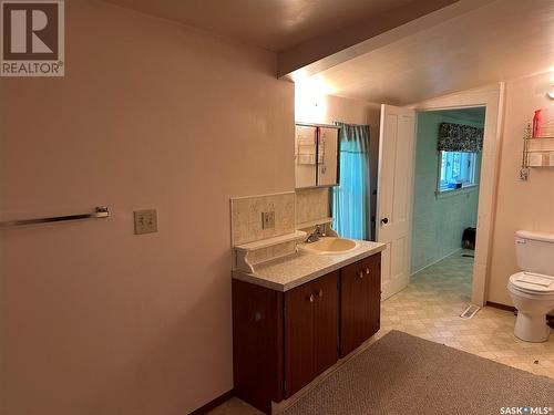 100 Water Street, Wolseley, SK - Indoor Photo Showing Bathroom