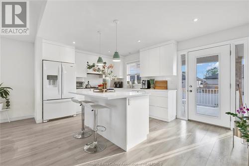 1017 Icewater, Windsor, ON - Indoor Photo Showing Kitchen With Upgraded Kitchen