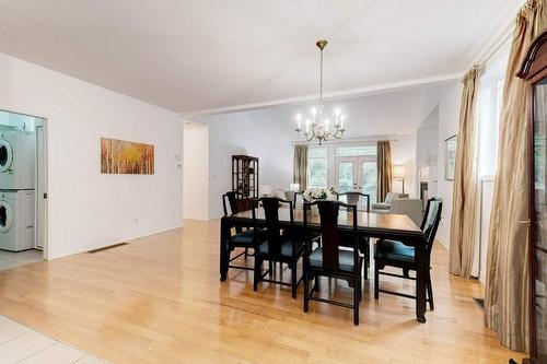 35 Landscapes Trail, Hamilton, ON - Indoor Photo Showing Dining Room