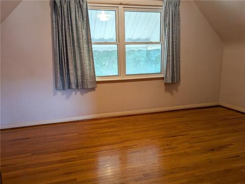 163 East 42Nd Street, Hamilton, ON - Indoor Photo Showing Other Room