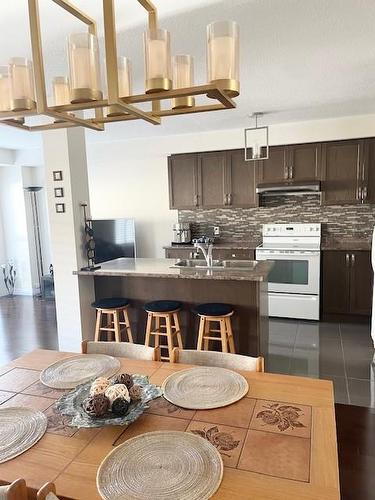 35 Charleswood Crescent, Hamilton, ON - Indoor Photo Showing Kitchen With Double Sink