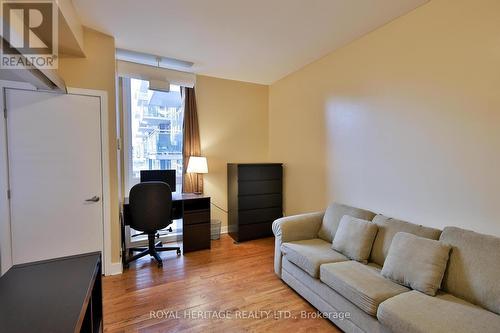 306 - 360 Cumberland Street, Ottawa (Rideau), ON - Indoor Photo Showing Other Room