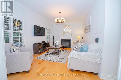 50 Islandview Way, Hamilton (Stoney Creek), ON - Indoor Photo Showing Living Room With Fireplace