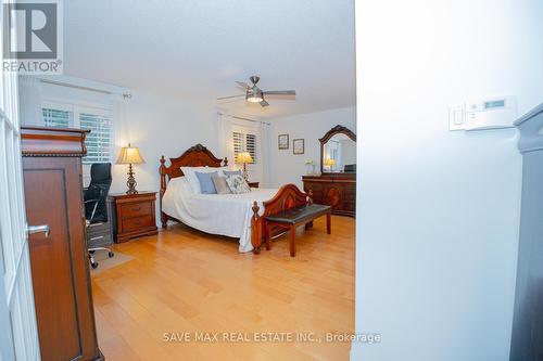 50 Islandview Way, Hamilton (Stoney Creek), ON - Indoor Photo Showing Bedroom