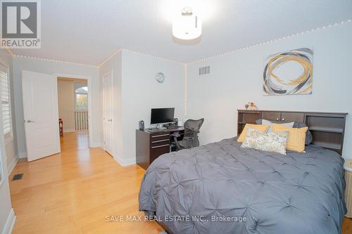 50 Islandview Way, Hamilton (Stoney Creek), ON - Indoor Photo Showing Bedroom