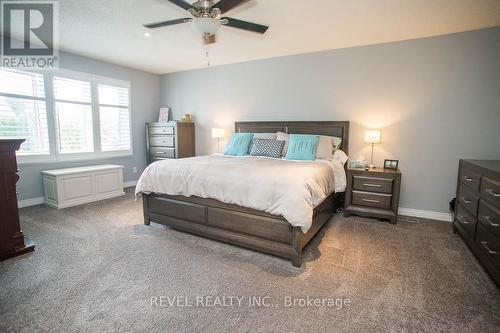 54 Blackfriar Lane, Brantford, ON - Indoor Photo Showing Bedroom