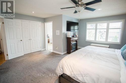 54 Blackfriar Lane, Brantford, ON - Indoor Photo Showing Bedroom