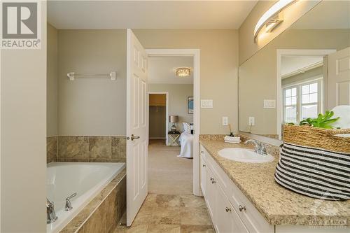 175 Lily Pond Street, Ottawa, ON - Indoor Photo Showing Bathroom