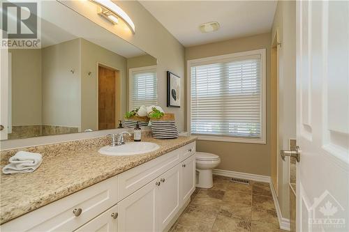 175 Lily Pond Street, Ottawa, ON - Indoor Photo Showing Bathroom