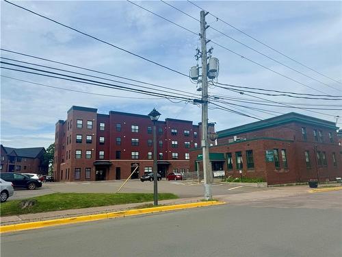 16,18,20 York St, Sackville, NB 