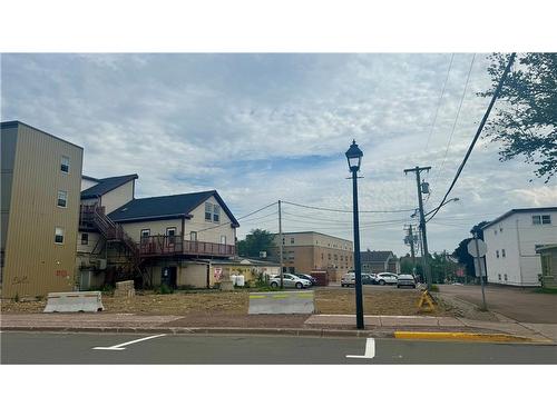 16,18,20 York St, Sackville, NB 