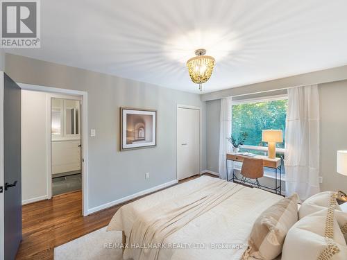 157 Kenilworth Avenue, Toronto (The Beaches), ON - Indoor Photo Showing Bedroom