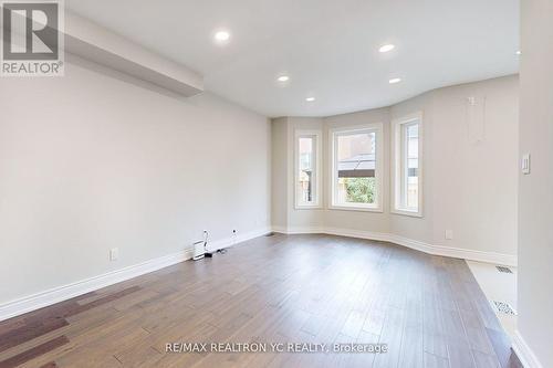 5 Oland Drive, Vaughan (Vellore Village), ON - Indoor Photo Showing Other Room