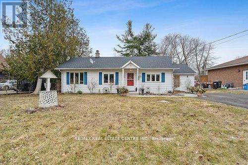 959 Corner Avenue, Innisfil, ON - Outdoor With Facade