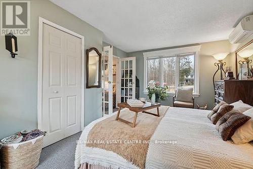 959 Corner Avenue, Innisfil (Lefroy), ON - Indoor Photo Showing Bedroom