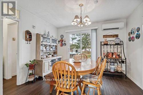 959 Corner Avenue, Innisfil, ON - Indoor Photo Showing Dining Room