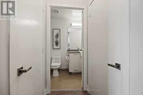 1514 - 9471 Yonge Street, Richmond Hill (Observatory), ON - Indoor Photo Showing Bathroom