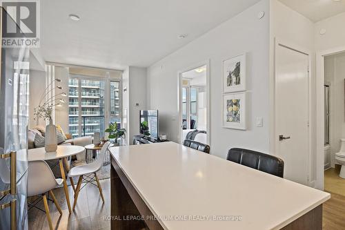 1514 - 9471 Yonge Street, Richmond Hill (Observatory), ON - Indoor Photo Showing Dining Room