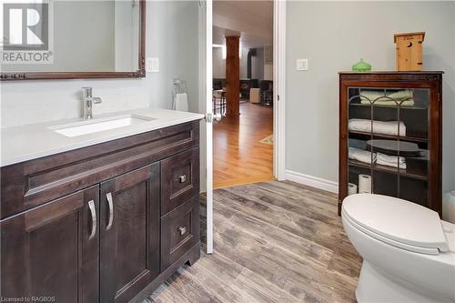 697 Elsinore Road, South Bruce Peninsula, ON - Indoor Photo Showing Bathroom