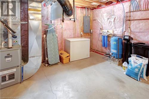 697 Elsinore Road, South Bruce Peninsula, ON - Indoor Photo Showing Basement