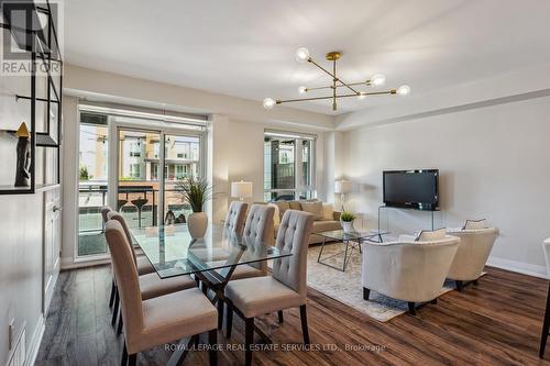 212 - 2375 Bronte Road E, Oakville, ON - Indoor Photo Showing Dining Room