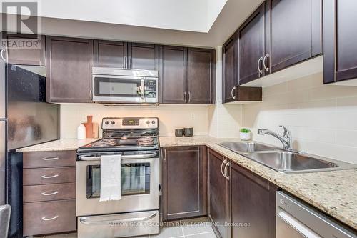 Ll04 - 816 Lansdowne Avenue, Toronto (Dovercourt-Wallace Emerson-Junction), ON - Indoor Photo Showing Kitchen With Stainless Steel Kitchen With Double Sink With Upgraded Kitchen