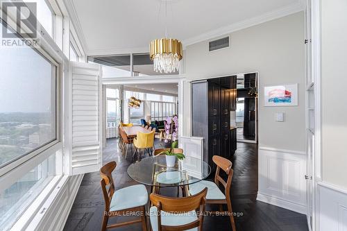 Ph10 - 1300 Bloor Street, Mississauga, ON - Indoor Photo Showing Dining Room